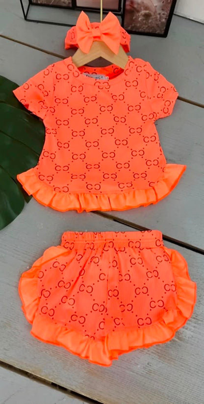 baby setje met roesjes